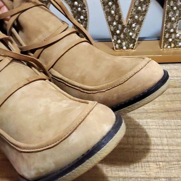 Land's End Tan Suede Leather Wedge Lace up Botties Sz 9.5 - Picture 9 of 12